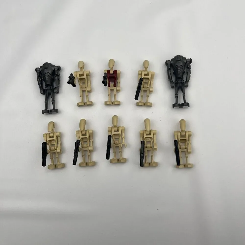 Rare LEGO Star Wars Battle Droid Lot of 8 and 2 super battle droids